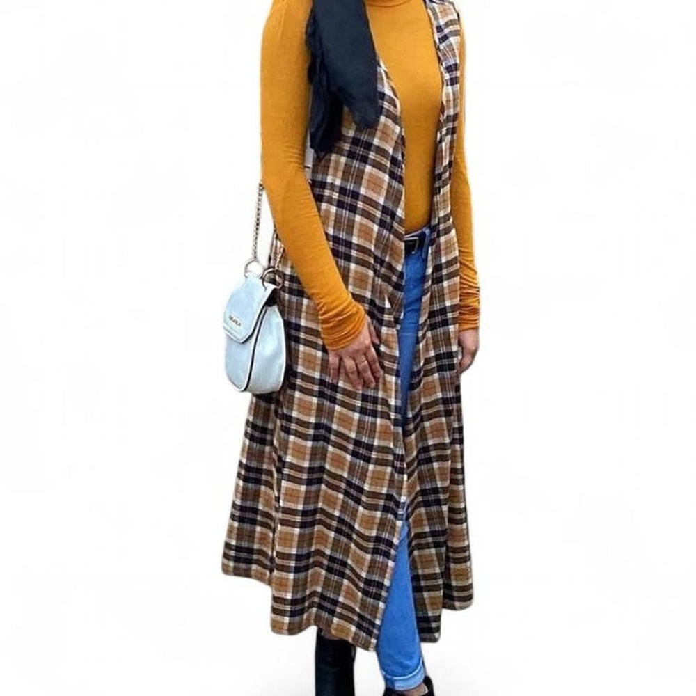 Urban Outfitters Plaid Cardigan in Brown and Tan